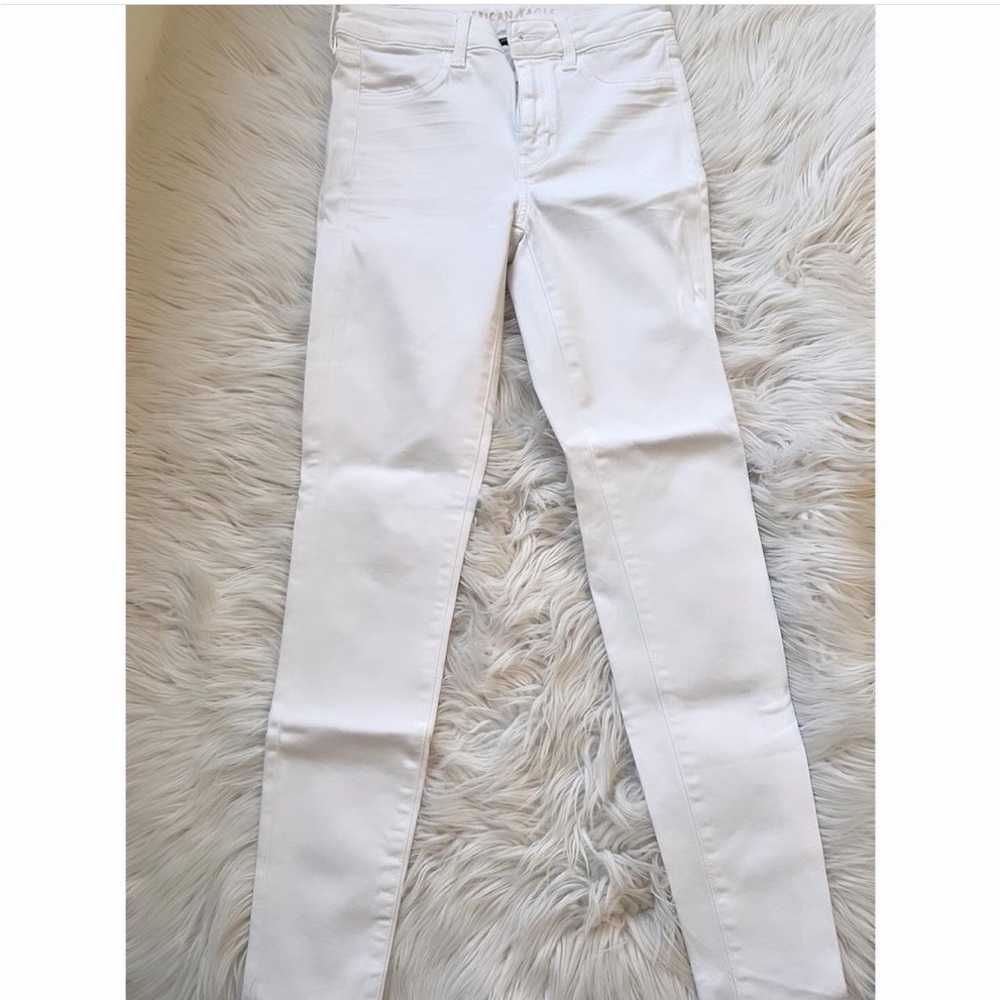 AE white skinny jeans